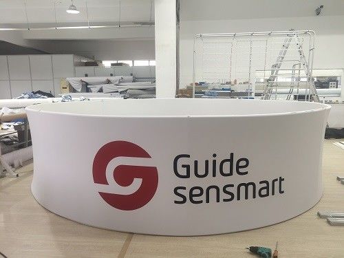 60in X 48in Pop Up Wystawa Wyświetlacz Trójkąt Wiszący Znak Stoisko Wystawowe